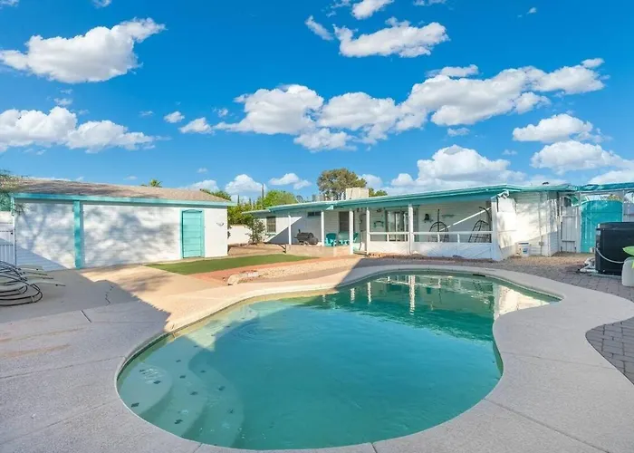 Relaxing 4br With Pool Game & Bbq Fun Holiday home Tucson